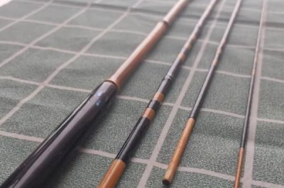 野釣的意思，是指在天然水域中作釣