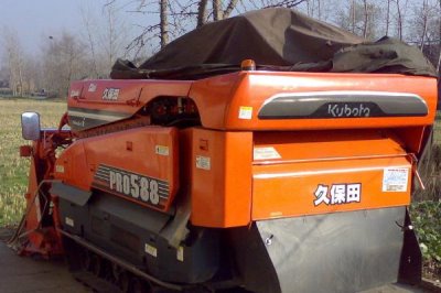 收割機故障排除技巧，掌握好短期內就能恢復收割工作