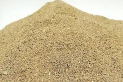 草魚的飼料配方，利用合適的原材料不同比例來制作混合料