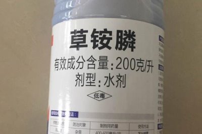 草銨膦可以與哪些藥劑混用，可與氯氟吡氧乙酸、乙羧氟草醚等混用