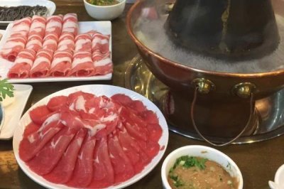 小雪節(jié)氣各地的習(xí)俗，南方部分地區(qū)會(huì)吃糍粑