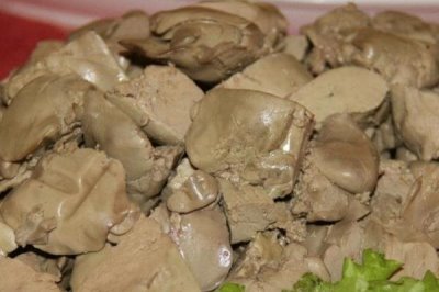 伯恩山犬好不好養(yǎng)，屬于易養(yǎng)犬種