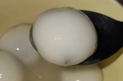 元旦節(jié)吃什么東西,包括年糕、湯圓、餃子等食品