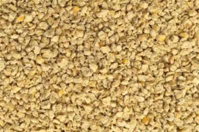 雛雞的飼料價(jià)格，通常在2500左右一噸