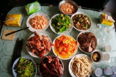 臘月二十九的習(xí)俗，除夕下午要請祖