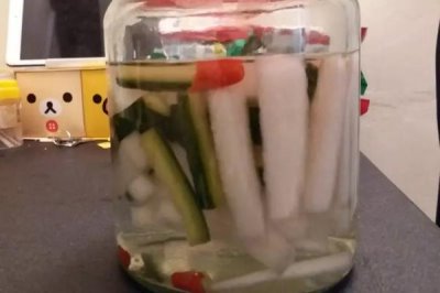 蘿卜菜如何腌制，先將蘿卜菜擇干凈