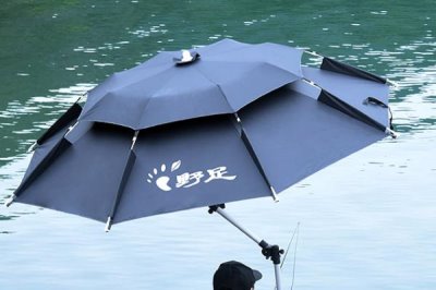 釣魚(yú)傘是什么，是幫助釣魚(yú)人遮風(fēng)避雨和擋紫外線的工具