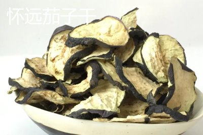 懷遠(yuǎn)八干相關(guān)介紹，是指懷遠(yuǎn)木瓜干、懷遠(yuǎn)南瓜干、懷遠(yuǎn)茄子干等特產(chǎn)