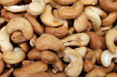 腰果有哪些產(chǎn)地，在我國(guó)主產(chǎn)于海南和云南