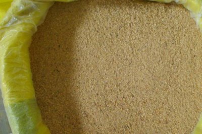 香豬的食物，可飼喂野草、稻谷等青綠飼料