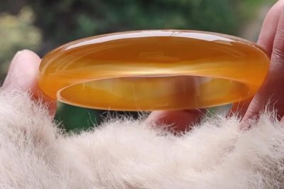 玉髓的產(chǎn)地，遍布于世界各國