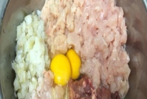 如何自制貓糧，一定要添加肉類