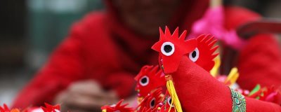立春的習(xí)俗，早上要燃放鞭炮迎春