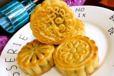 哪些地方產(chǎn)的月餅很有名，分為廣式、臺式、蘇式等