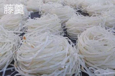 浙江省諸暨市的特產(chǎn)，同山燒被譽為“江南小茅臺”