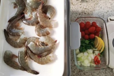 鮮蝦的保存方法，可使用塑料瓶、保鮮盒、保鮮袋進(jìn)行保存