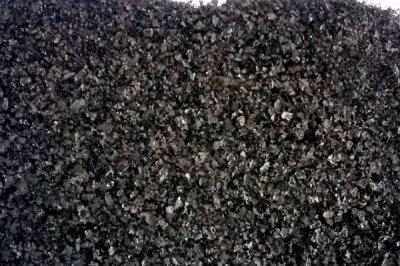 選購(gòu)高質(zhì)量海藻肥的方法，純正的海藻肥呈黑褐色